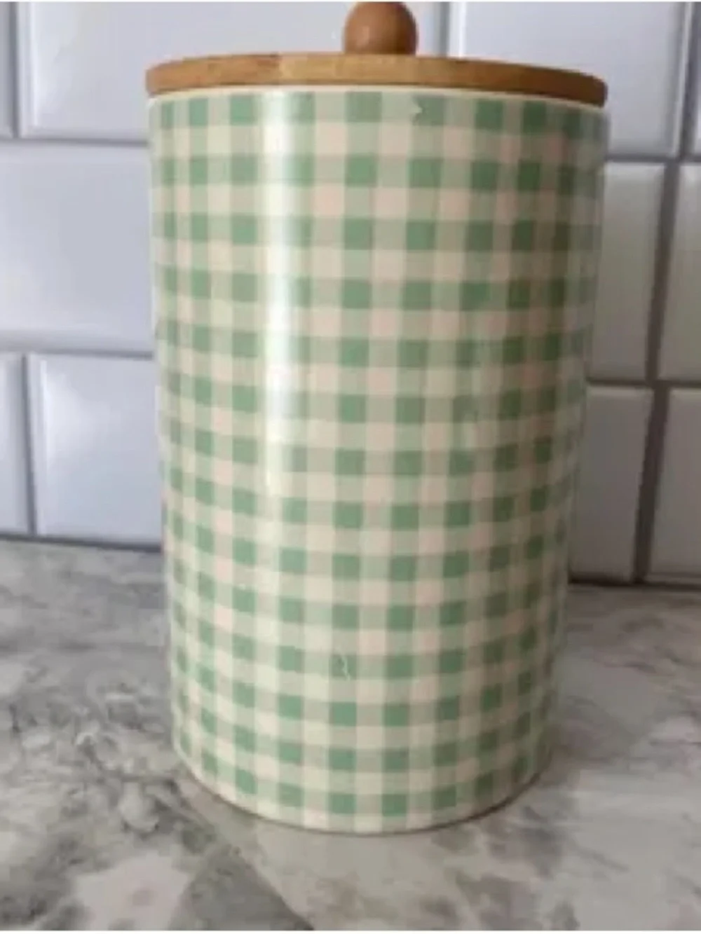 Green Gingham Ceramic Canister with Wooden Lid B2
